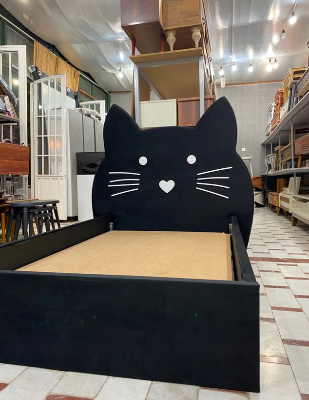 تخت مدل cat